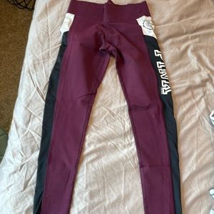 Pink leggings with pockets